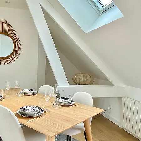 Apartament Luxury Modern Renovated And Cozy 2 Bedroom Garage-madeleine *